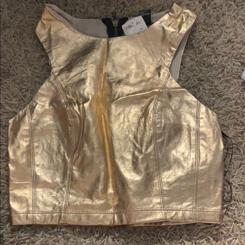Cropped tank top